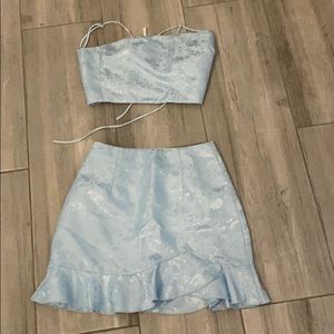 Two Piece Putfit